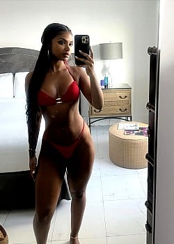 Taina Maria image 4 of 4