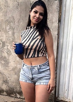 Taina Pereira image 2 of 3