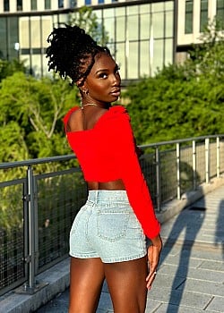 Tamara Clark image 2 of 2
