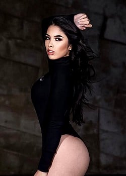 Tamara Vega image 3 of 4