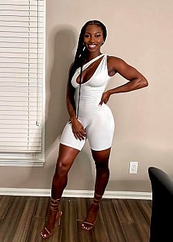 Tamisha Thompson image 2 of 4