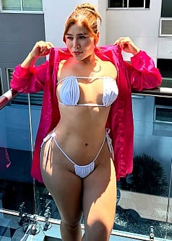 Tania Martinez image 2 of 4