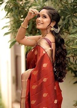 Tanuja Gowda image 2 of 2