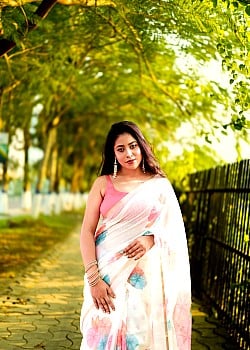 Tanushree Chakraborty image 4 of 4