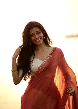 Tanvi Dixit image 4 of 4