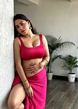 Tanya Desai image 3 of 4