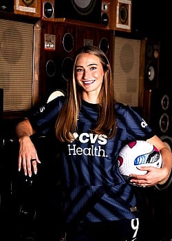 Tara Rudd image 2 of 2