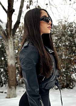 Tarane Ghaffari image 2 of 2