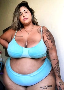 Tassia Marcondes image 3 of 4