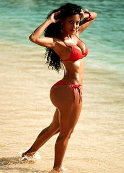 Tata Latina image 4 of 4