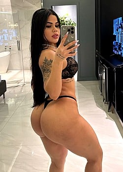 Tati Maya image 2 of 4