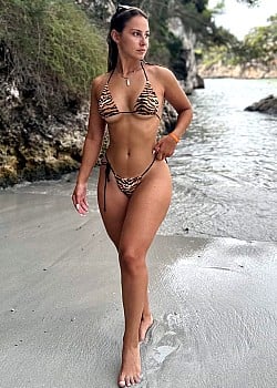 Tatiana Teixeira image 3 of 4