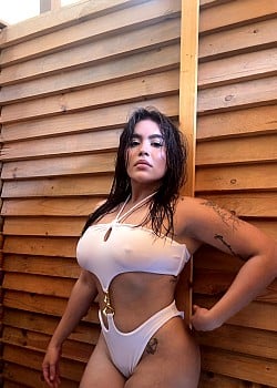 Tatiana Valentina image 4 of 4