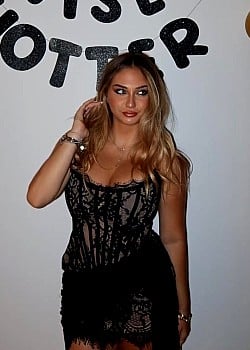 Tatie Zelman image 2 of 2