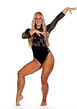 Taylor Rech image 3 of 3