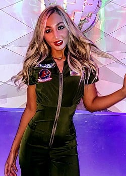 Taylor Scott (TikTok) image 3 of 3