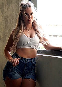 Tayuh Lynn image 4 of 4