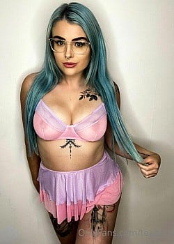 Teagan B image 2 of 3