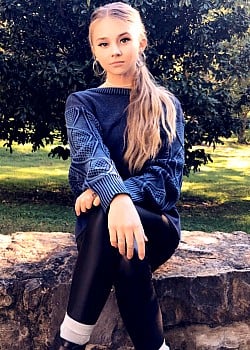 Tegan Marie image 3 of 4