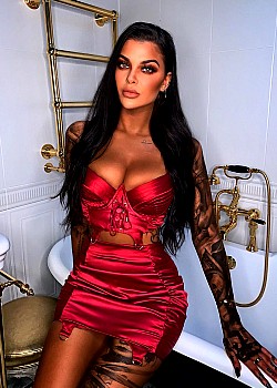 Tegan Newman image 2 of 4