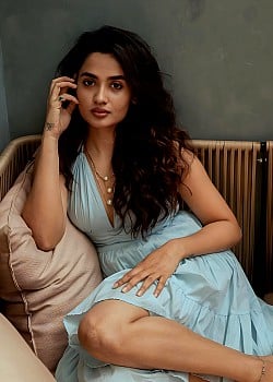 Teju Ashwini image 4 of 4