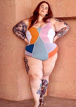 Tess Holliday image 4 of 4