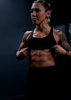 Tess Miller image 3 of 3