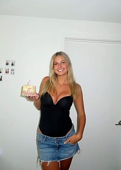 Tessa Schouten image 2 of 4