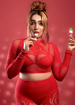 Thahira image 2 of 4
