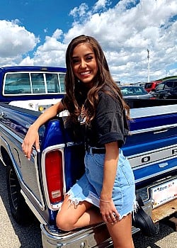 Thalia Bree image 4 of 4