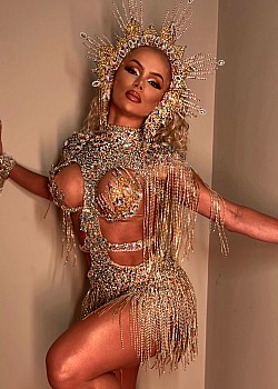 Thalita Zampirolli image 3 of 4