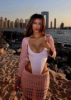 Thamy G image 1 of 4