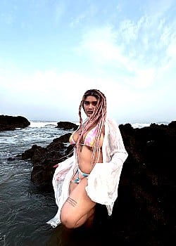 The Rani Medussa image 4 of 4