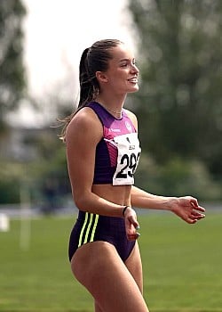 Thea Brown image 3 of 4