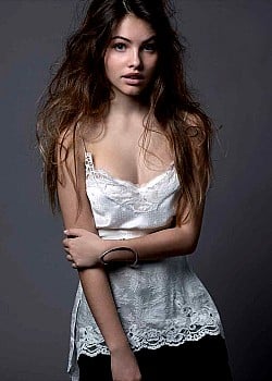 Thylane Blondeau image 4 of 4