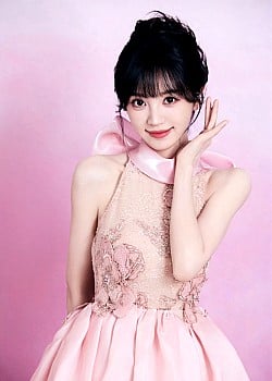 Tian Xiwei image 2 of 4