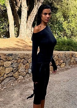 Tina Kunakey image 3 of 4