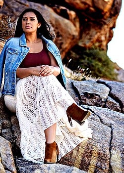 Tinder Badhesha image 4 of 4