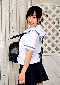 Tomoka Hayama image 3 of 3