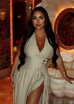 Tori Lucia image 2 of 3