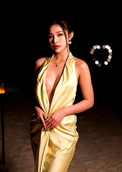 Tran Nu Hoang Nhi image 3 of 3