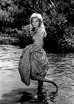 Tuesday Weld image 3 of 3