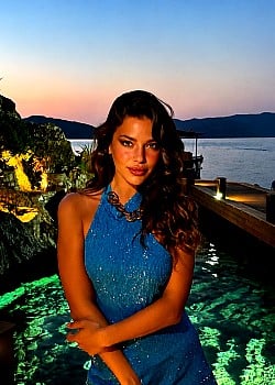 Tugce Durak image 1 of 1