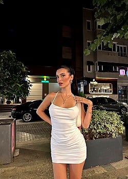 Tugce Talay image 4 of 4