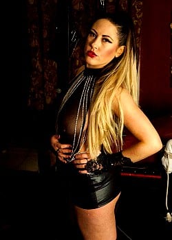 Tyla Moore image 1 of 1