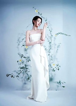 Uvin Wang image 4 of 4