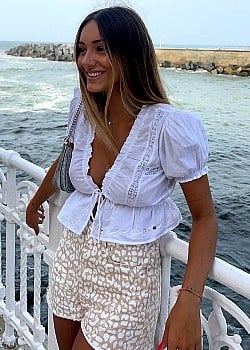 Uxue Lopez image 4 of 4