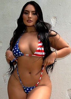 Valentina Arias image 4 of 4