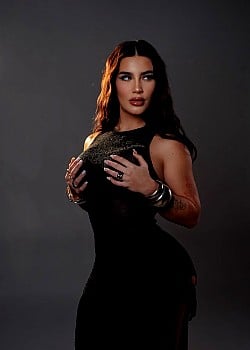 Valentina Gomez image 2 of 3