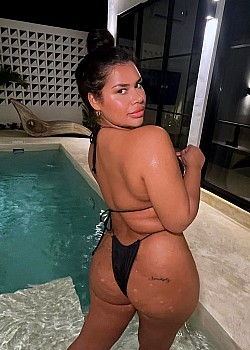 Valentina Isabella Pirelli image 3 of 3